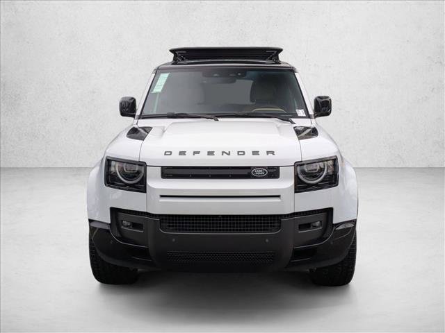 New 2026 Land Rover Defender 130 X-Dynamic SE AWD/4WD image 6
