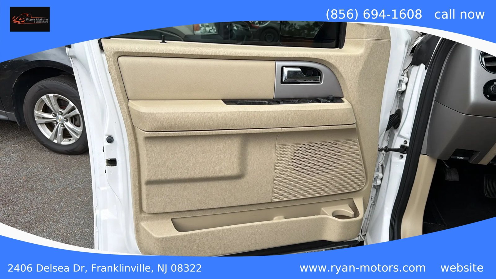 Used 2017 Ford Expedition Limited w/ Equipment Group 301A AWD/4WD image 18