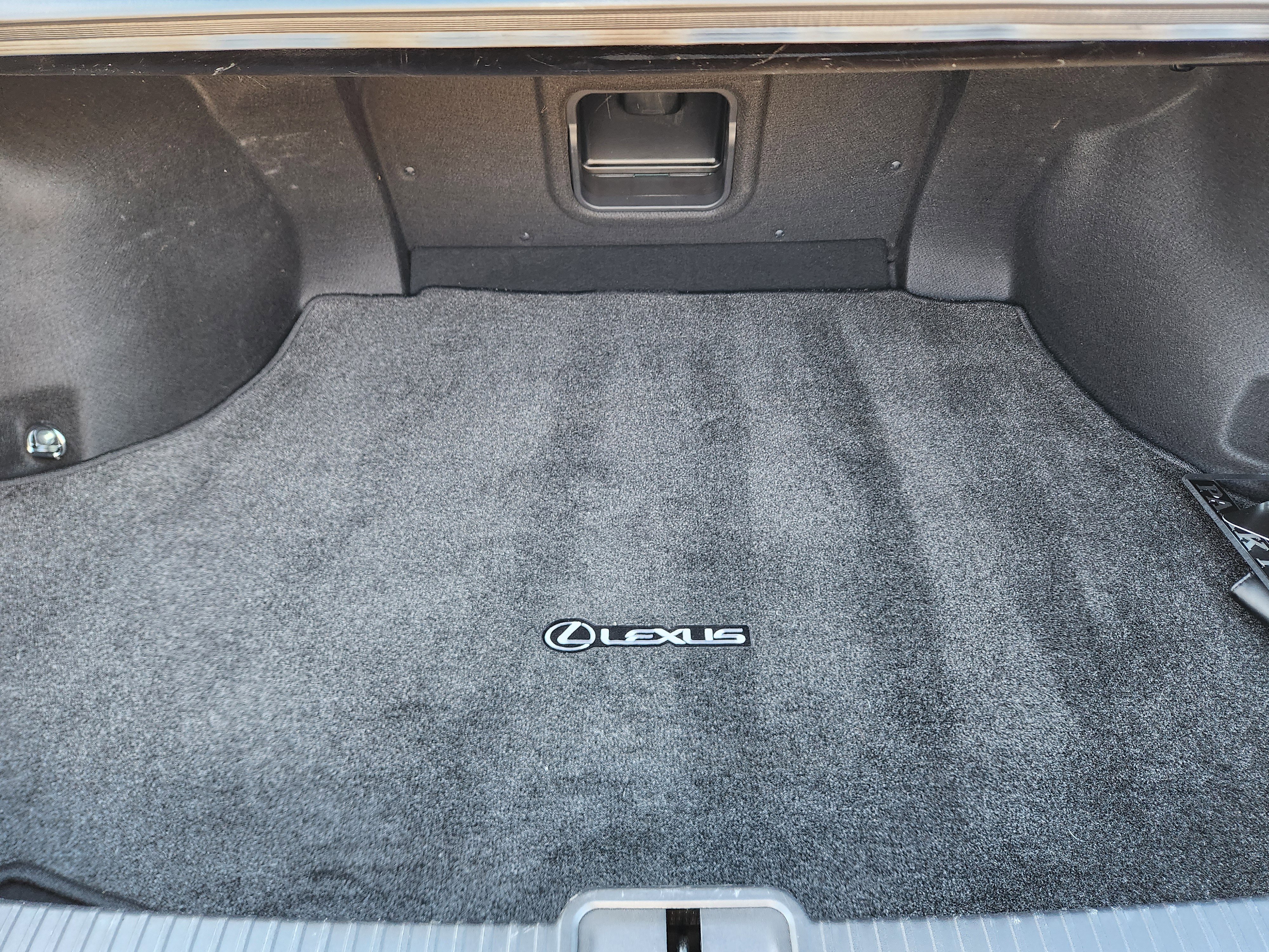 Used 2024 Lexus ES 350 w/ Luxury Package image 43