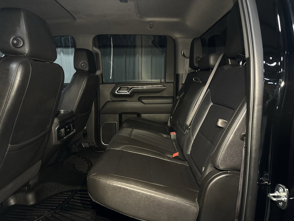 Used 2024 Chevrolet Silverado 2500 LTZ w/ LTZ Convenience Package image 27