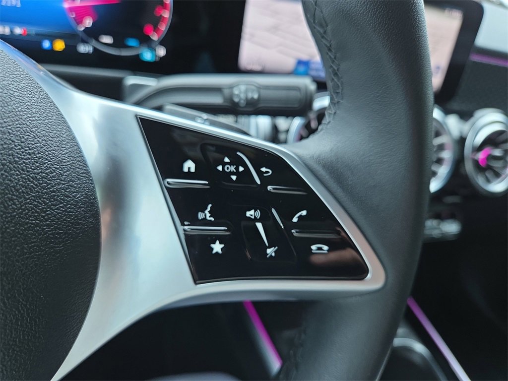 Certified 2025 Mercedes-Benz GLB 250 image 22