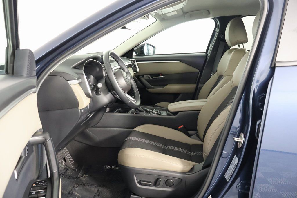 Used 2025 MAZDA CX-50 AWD 2.5 S w/ Cargo Package image 11