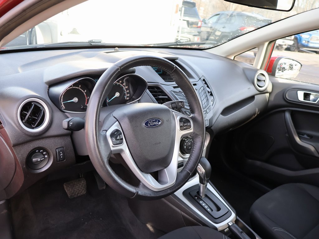 Used 2014 Ford Fiesta SE image 16