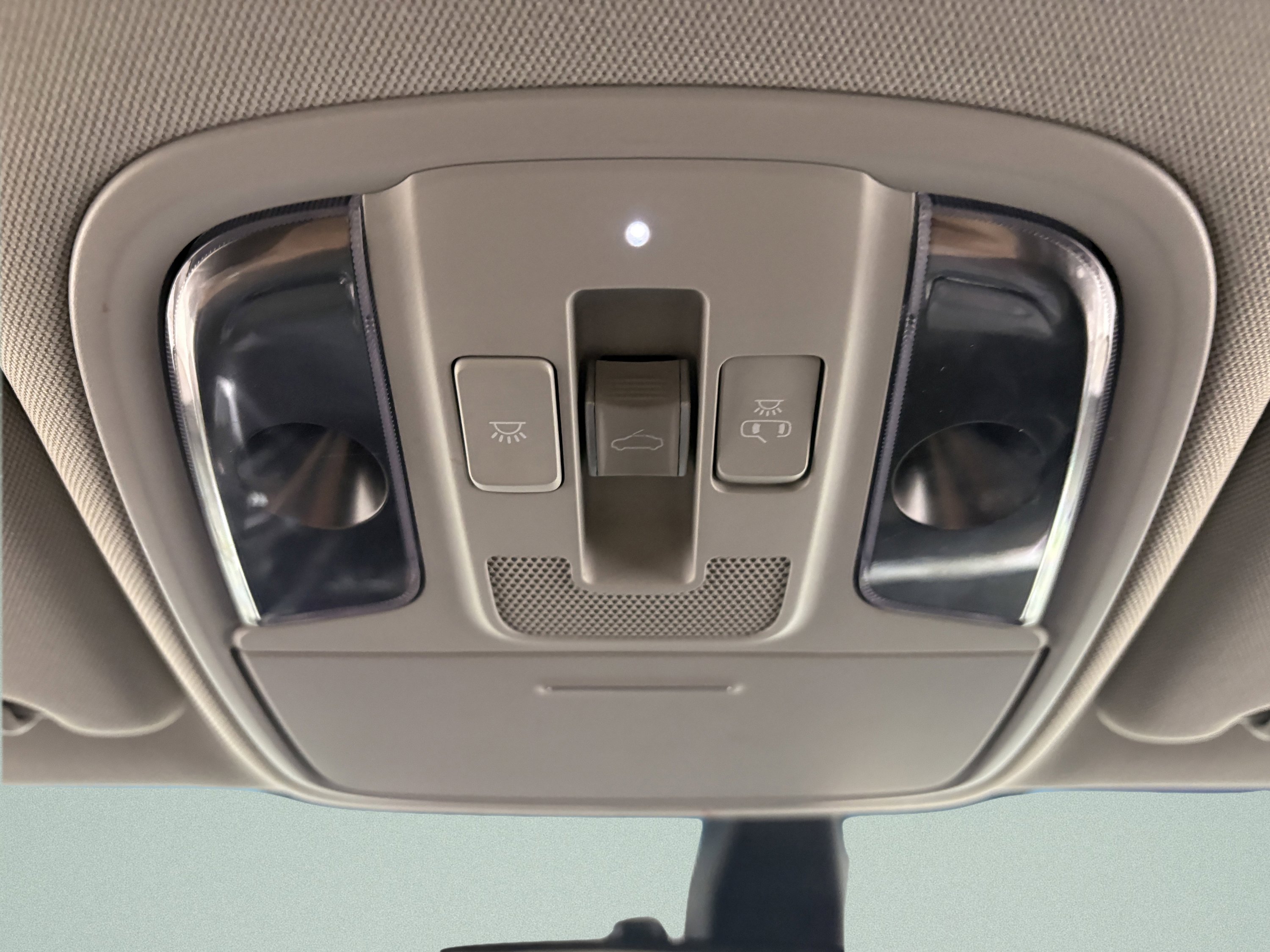 Used 2020 Kia Optima SE image 28