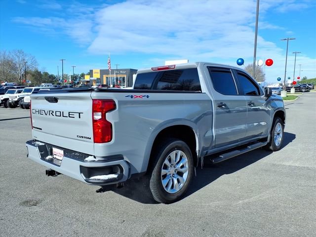Used 2024 Chevrolet Silverado 1500 Custom w/ LPO, Dark Essentials Package image 4