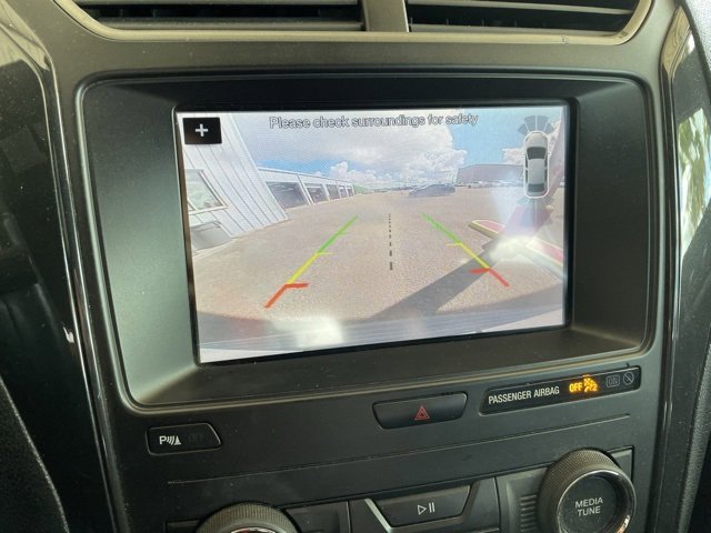 Used 2019 Ford Explorer XLT w/ Equipment Group 202A image 14