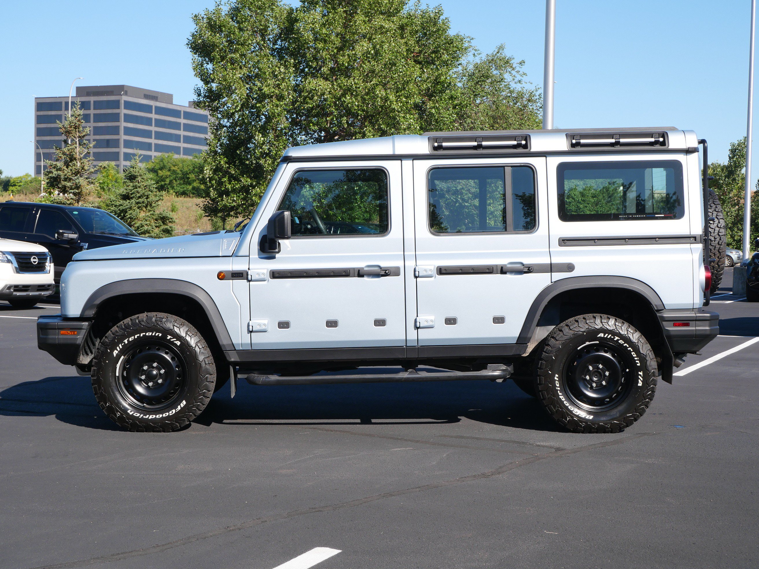 Used 2025 INEOS Grenadier Station Wagon AWD/4WD image 3