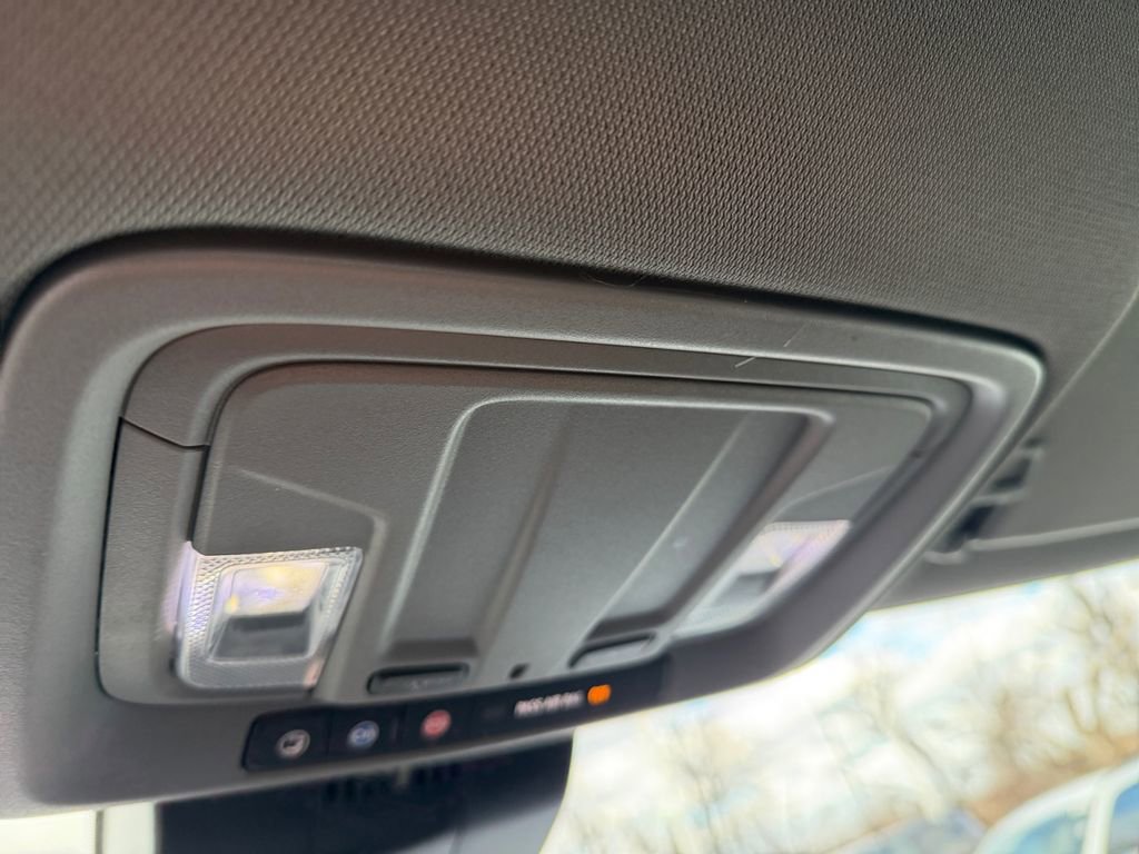 Used 2024 Chevrolet Silverado 1500 RST w/ Z71 Off-Road Package image 21