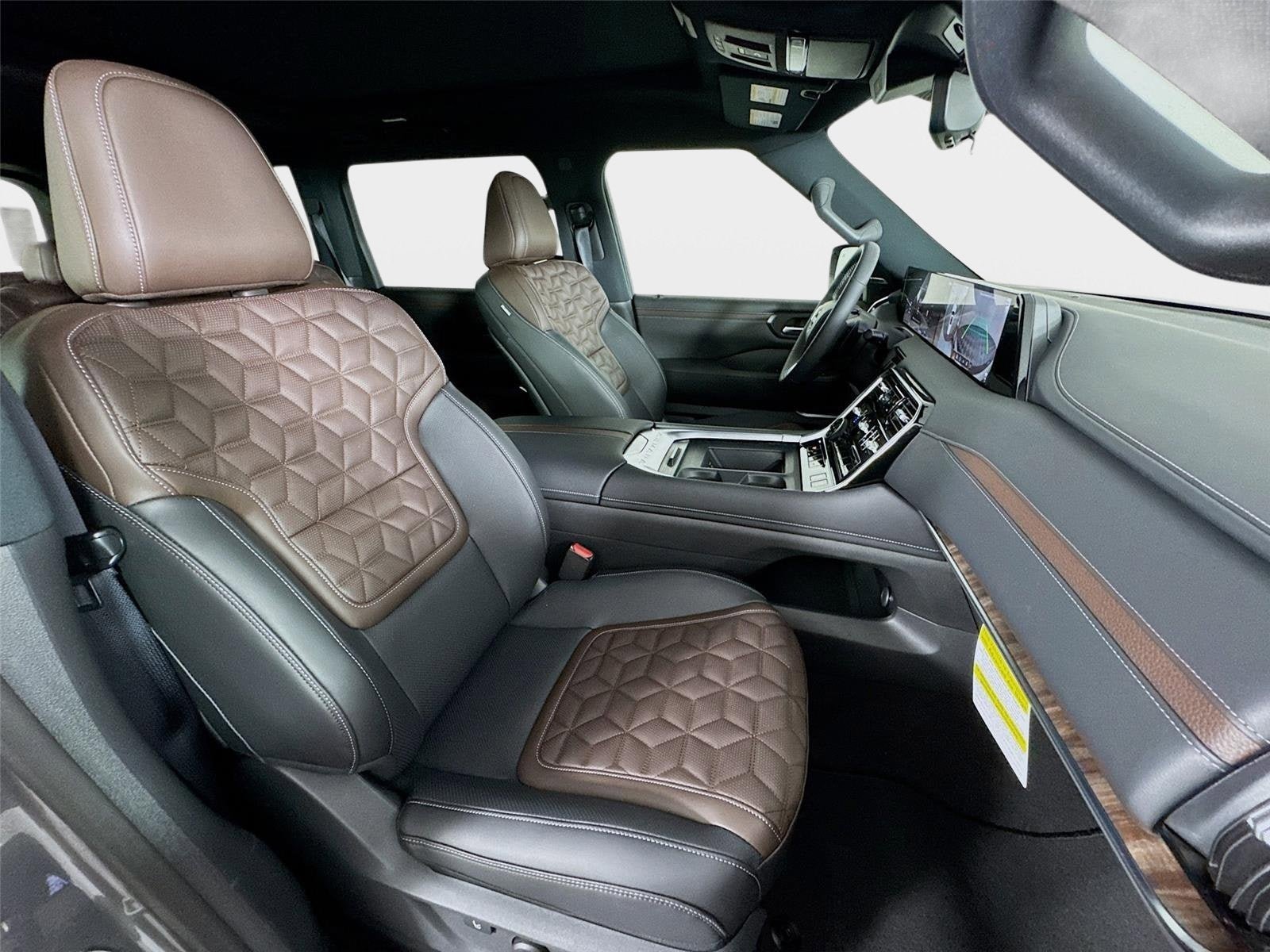 New 2026 Nissan Armada Platinum Reserve AWD/4WD image 31