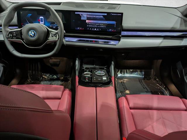 Used 2024 BMW i5 eDrive40i w/ M Sport Package RWD image 19