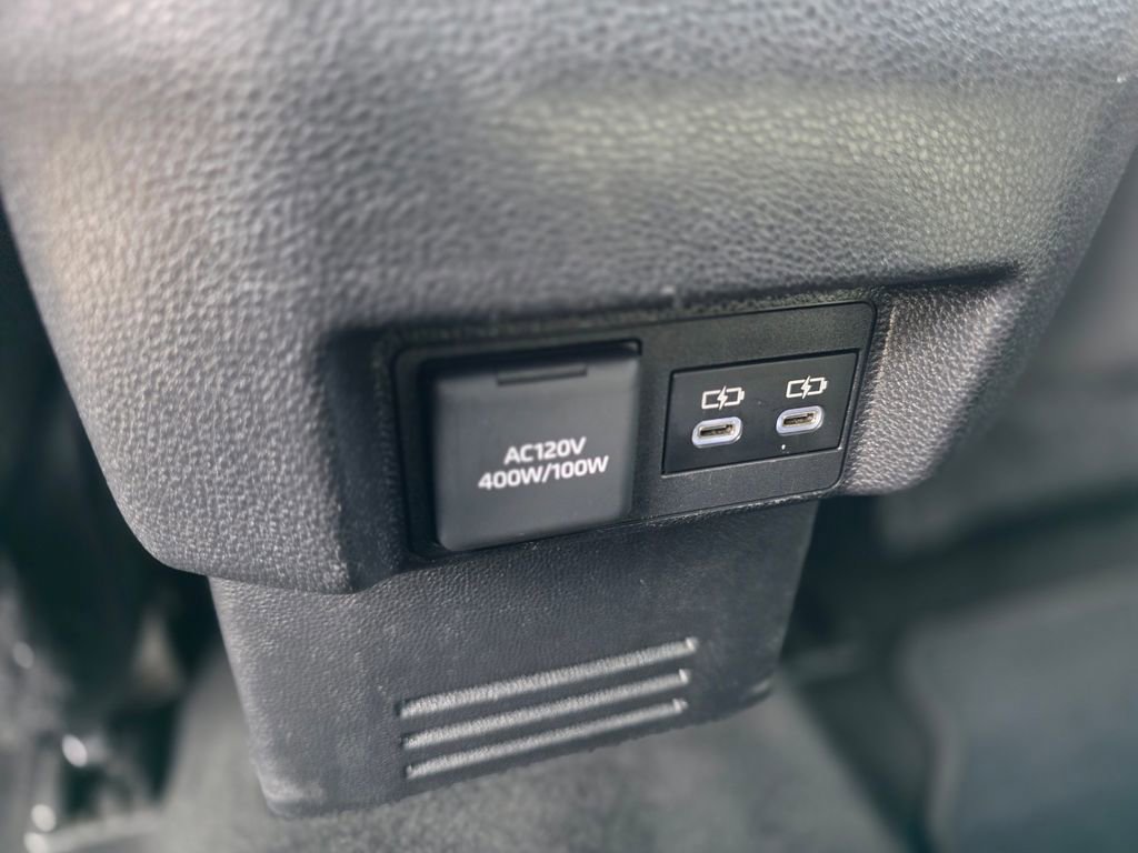 Used 2024 Toyota Tacoma TRD Sport w/ TRD Sport Upgrade Package image 16