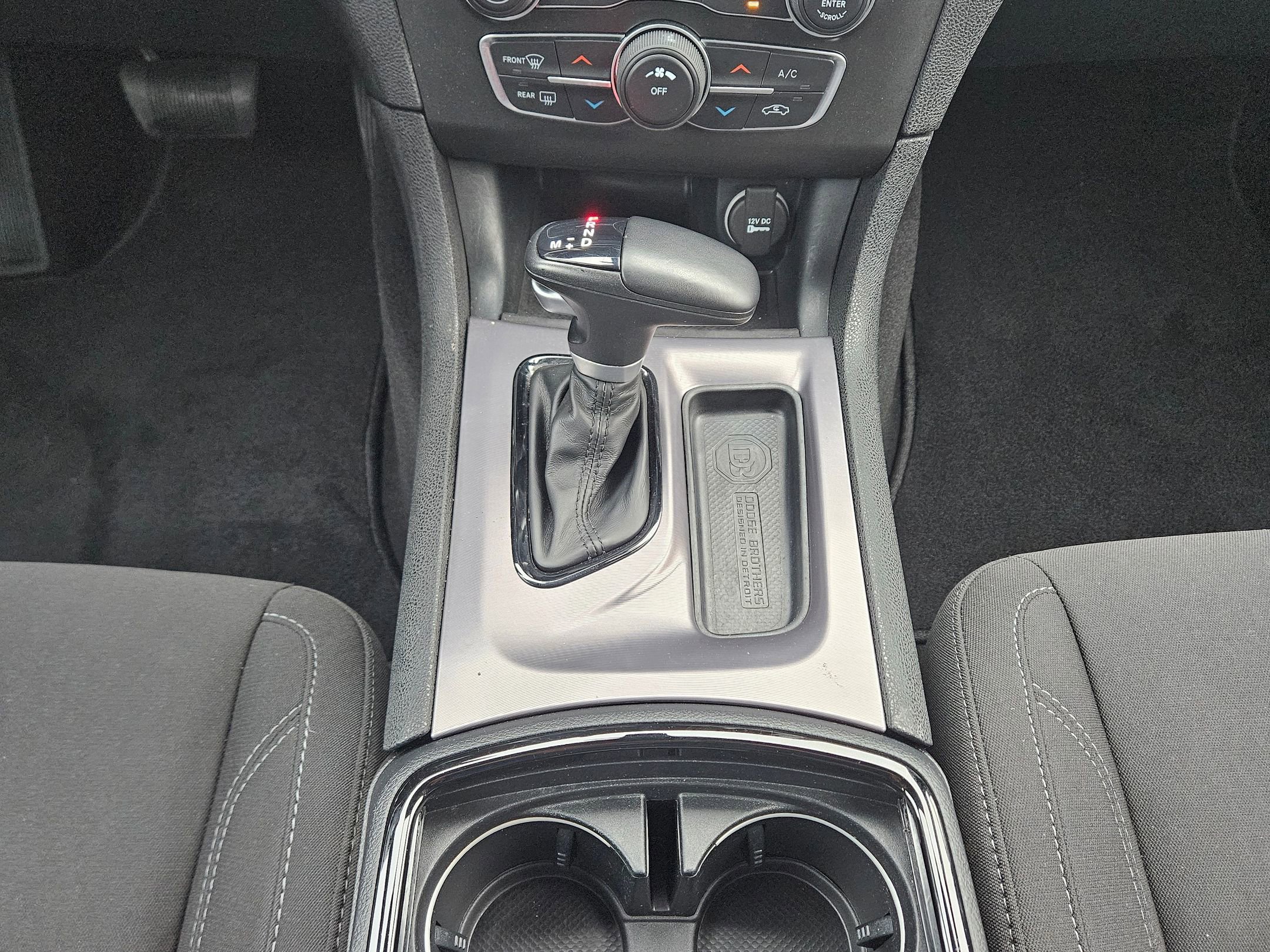 Used 2022 Dodge Charger SXT w/ Blacktop Package image 13