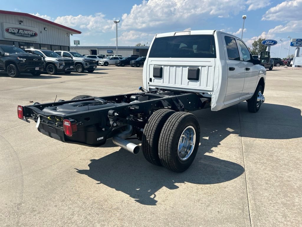 New 2026 RAM 3500 Tradesman w/ Chrome Appearance Group A AWD/4WD image 5