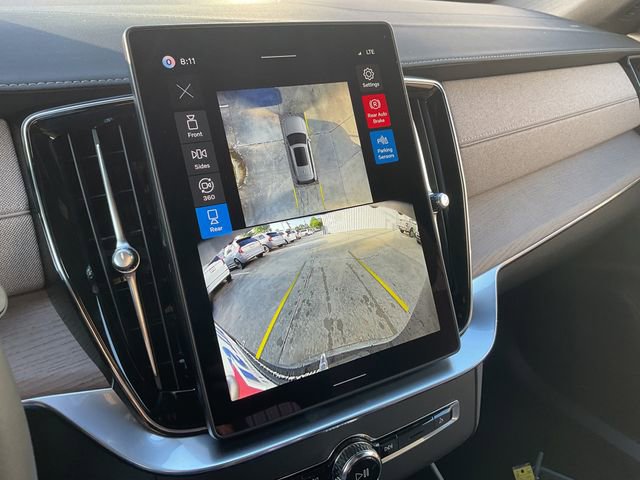 New 2026 Volvo XC90 B5 Plus w/ Protection Package Premier AWD/4WD image 27