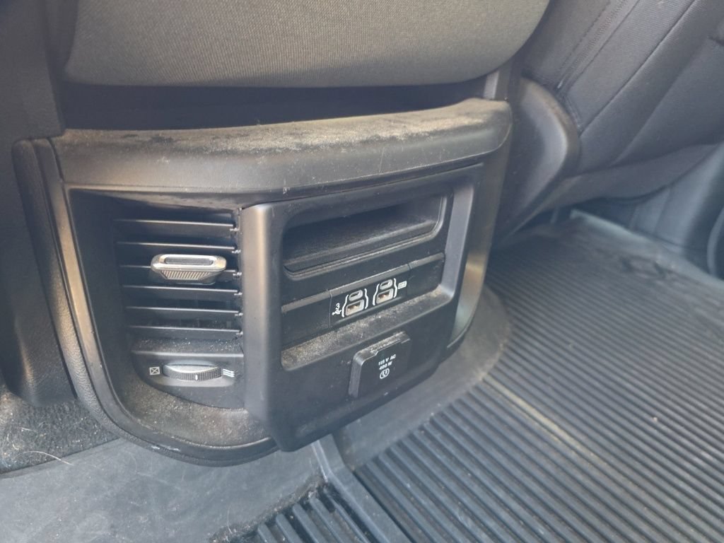 Used 2020 RAM 1500 Big Horn AWD/4WD image 14