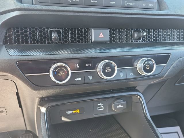 Used 2023 Honda CR-V LX image 24