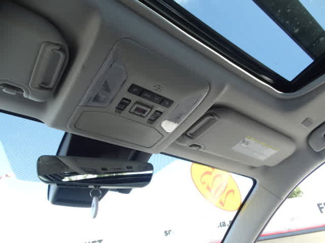 Used 2025 Toyota RAV4 Limited w/ Advanced Technology Package image 35