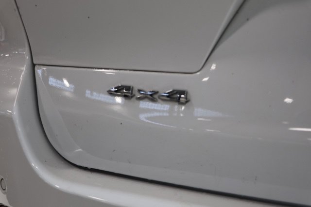 Used 2023 Jeep Grand Cherokee L Limited w/ Luxury Tech Group II AWD/4WD image 11