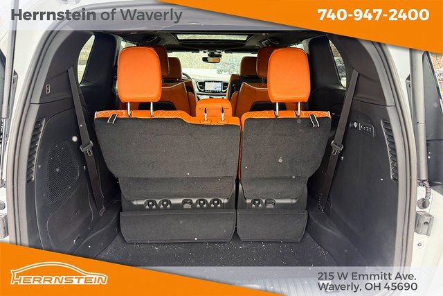 New 2026 Chrysler Pacifica Pinnacle FWD image 25