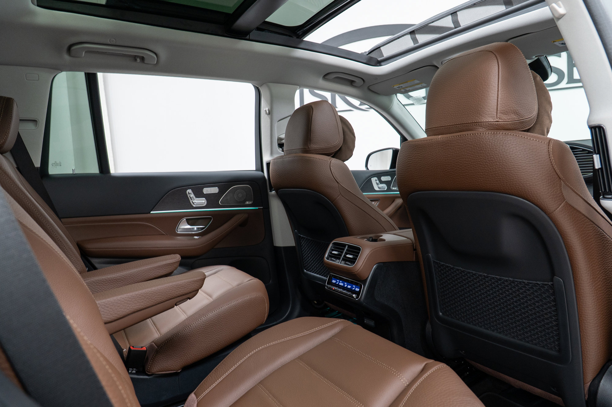 Used 2026 Mercedes-Benz GLS 450 4MATIC image 23