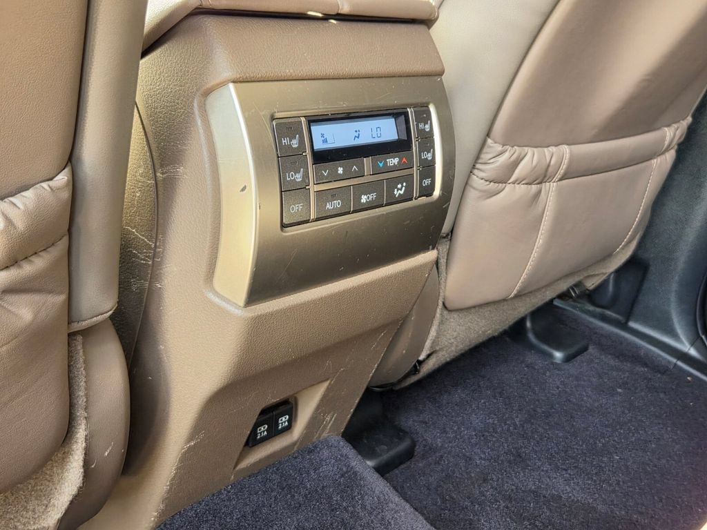 Used 2021 Lexus GX 460 Premium w/ Premium Package AWD/4WD image 16