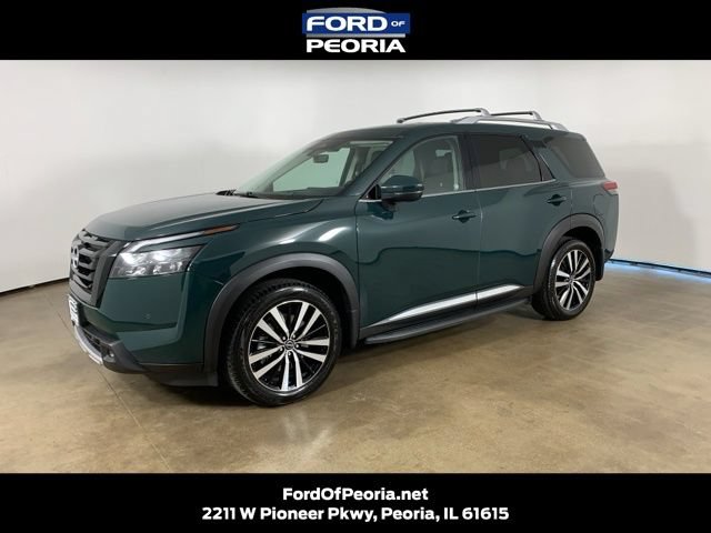 Used 2025 Nissan Pathfinder Platinum w/ Lighting Package (N93) AWD/4WD image 1