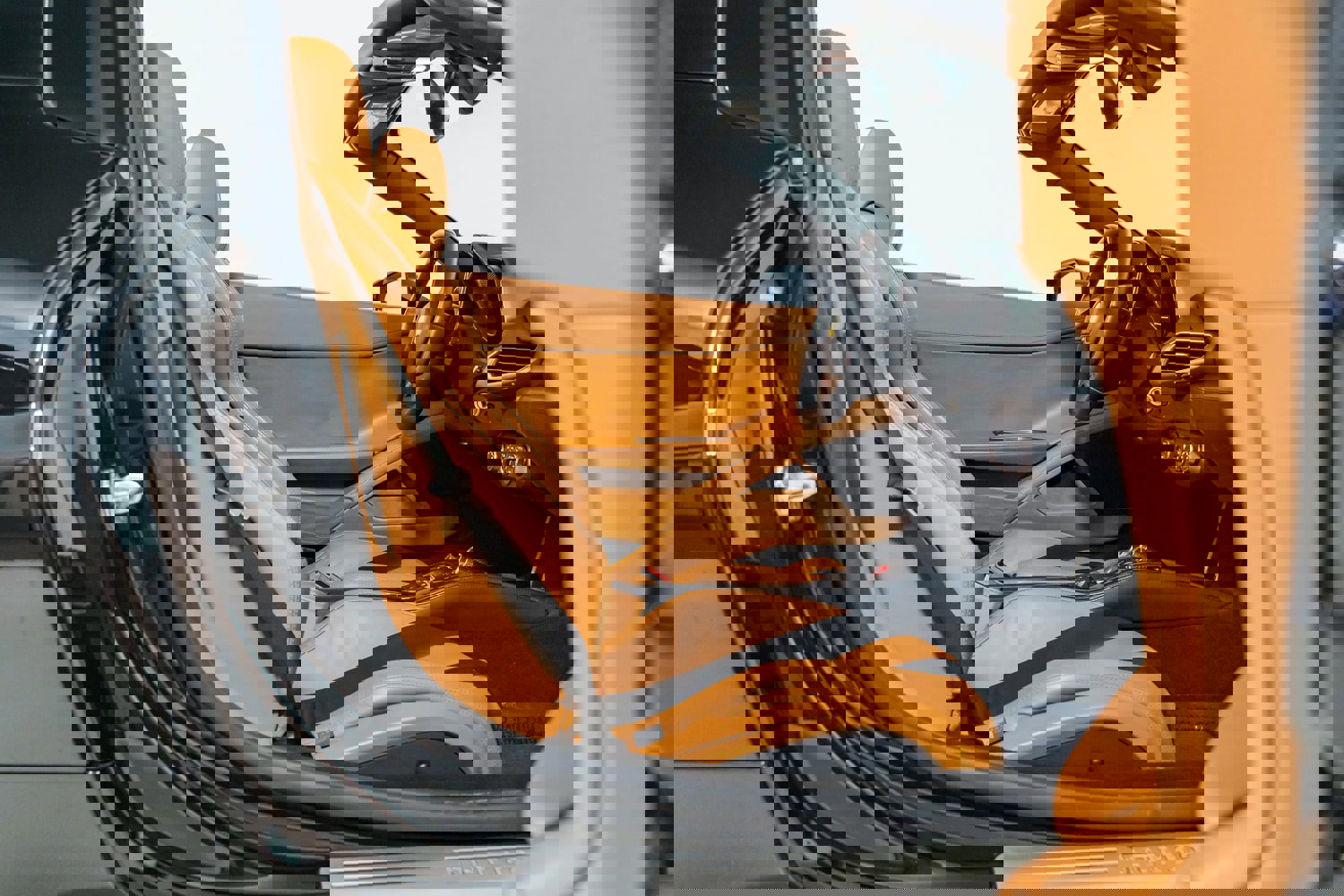 Used 2014 Ferrari 458 Spider image 32