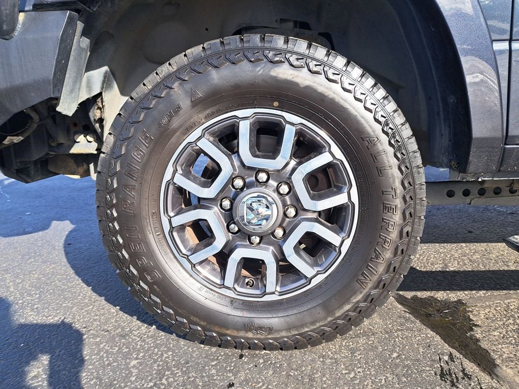 Used 2019 RAM 3500 Limited image 29