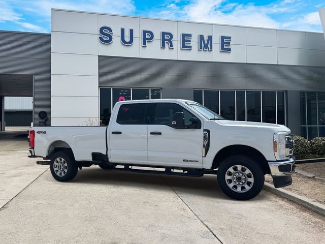 Used 2024 Ford F250 XLT image 1