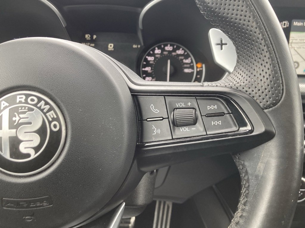 Used 2022 Alfa Romeo Stelvio Veloce image 13