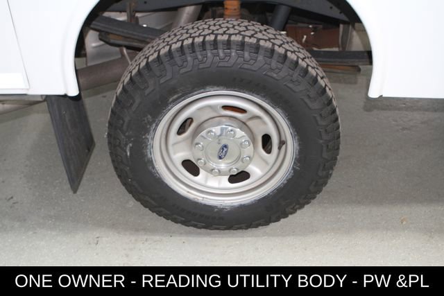 Used 2015 Ford F250 XL w/ Power Equipment Group image 5