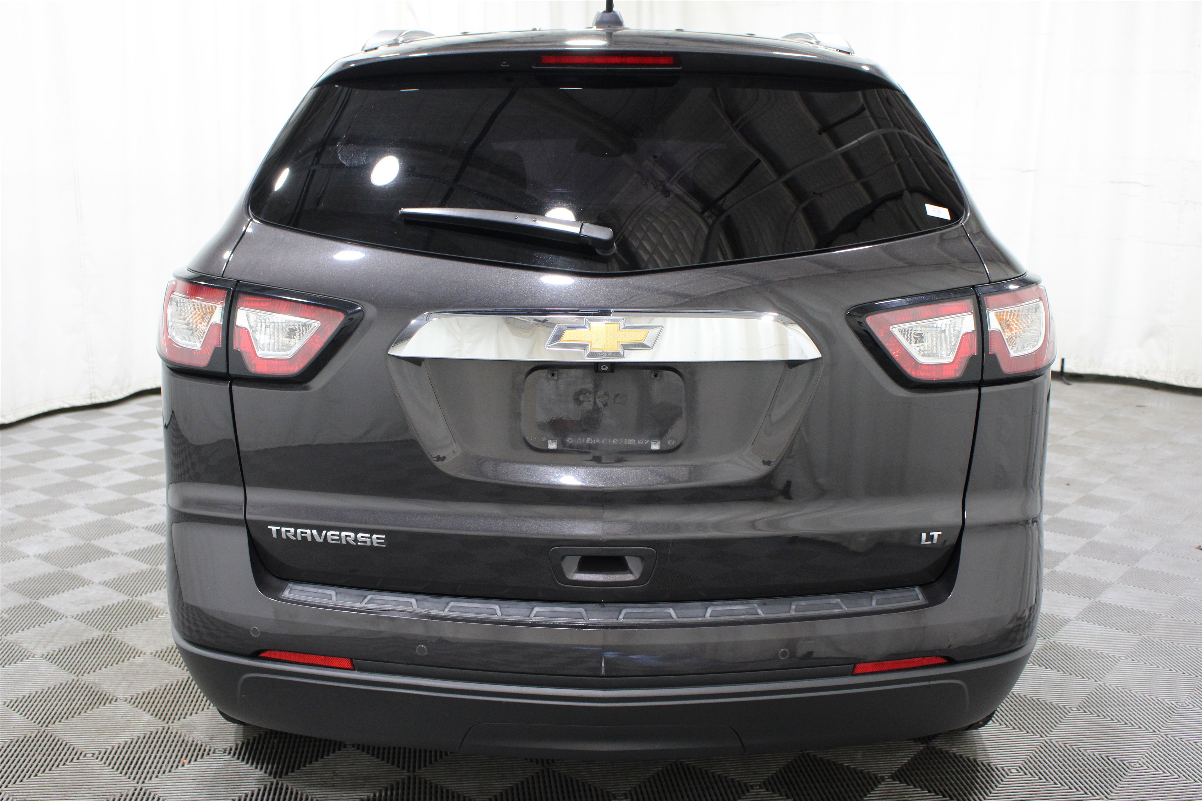 Used 2017 Chevrolet Traverse LT FWD image 28