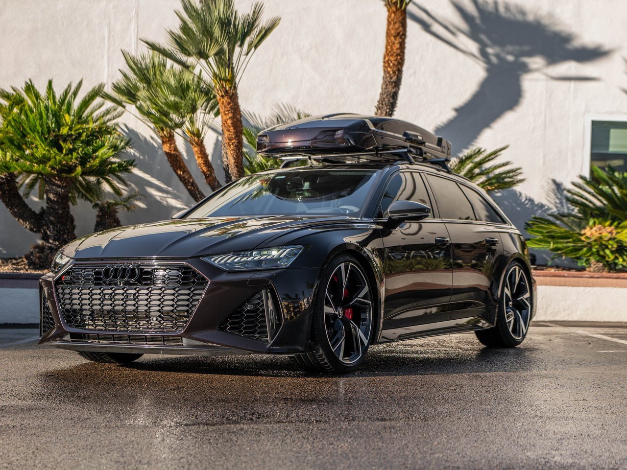 Used 2023 Audi RS 6 w/ Carbon Optic Package image 4