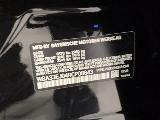 Used 2024 BMW 760i xDrive w/ Premium Package image 27