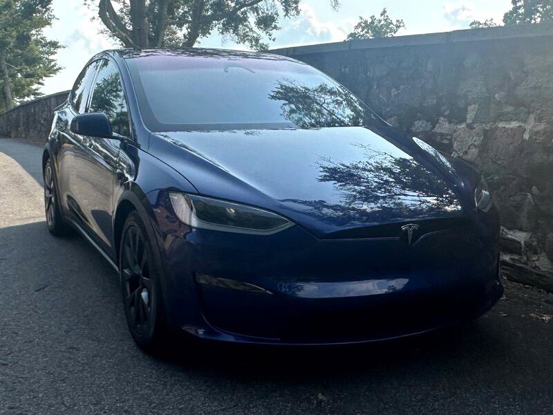 Used 2023 Tesla Model X image 13