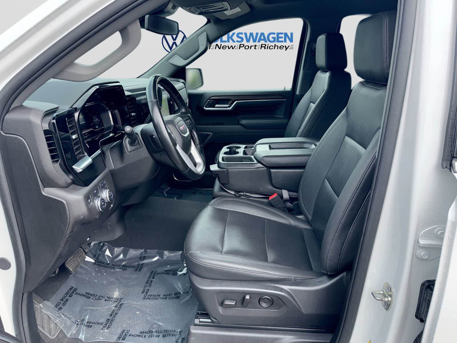 Used 2025 GMC Sierra 1500 SLT AWD/4WD image 23