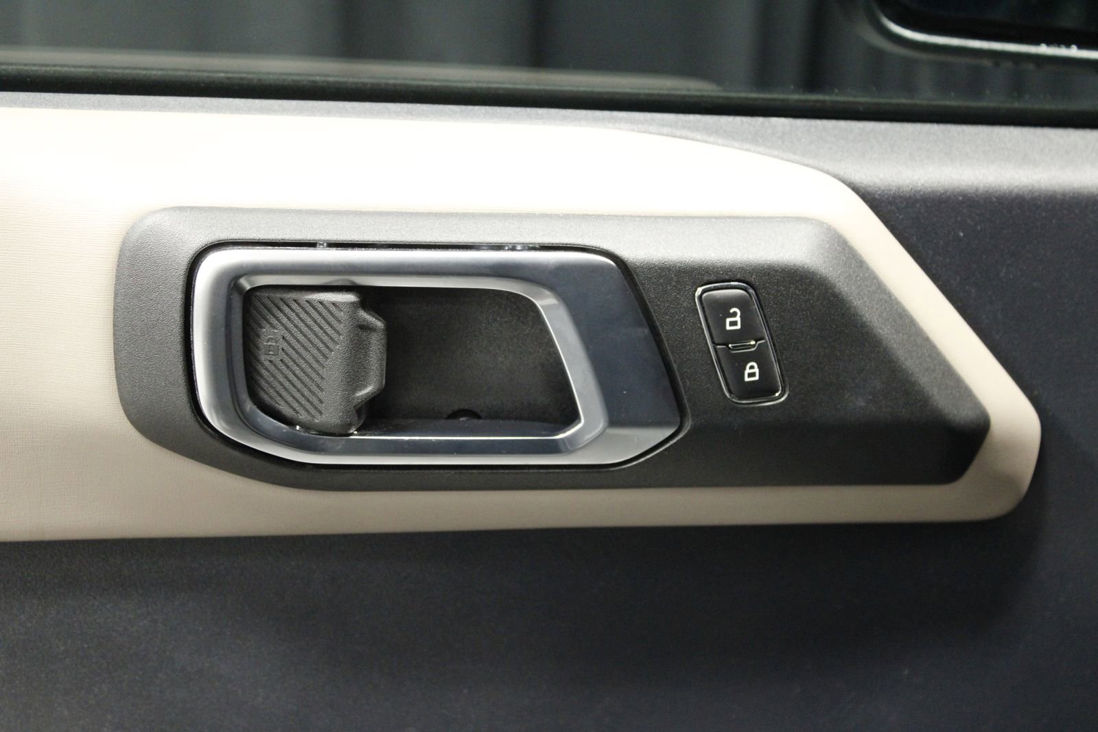 Used 2023 Ford Bronco Wildtrak image 33