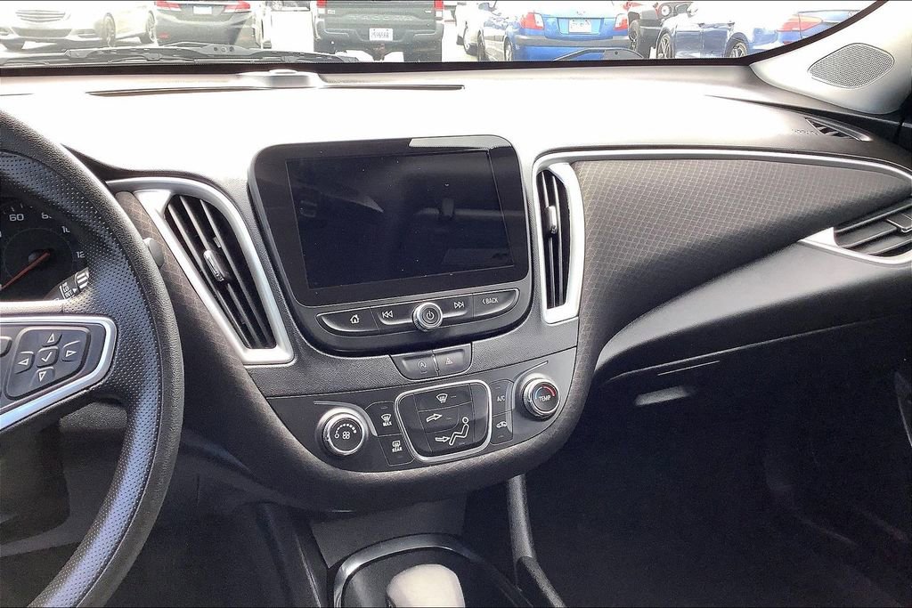 Used 2022 Chevrolet Malibu LS image 6