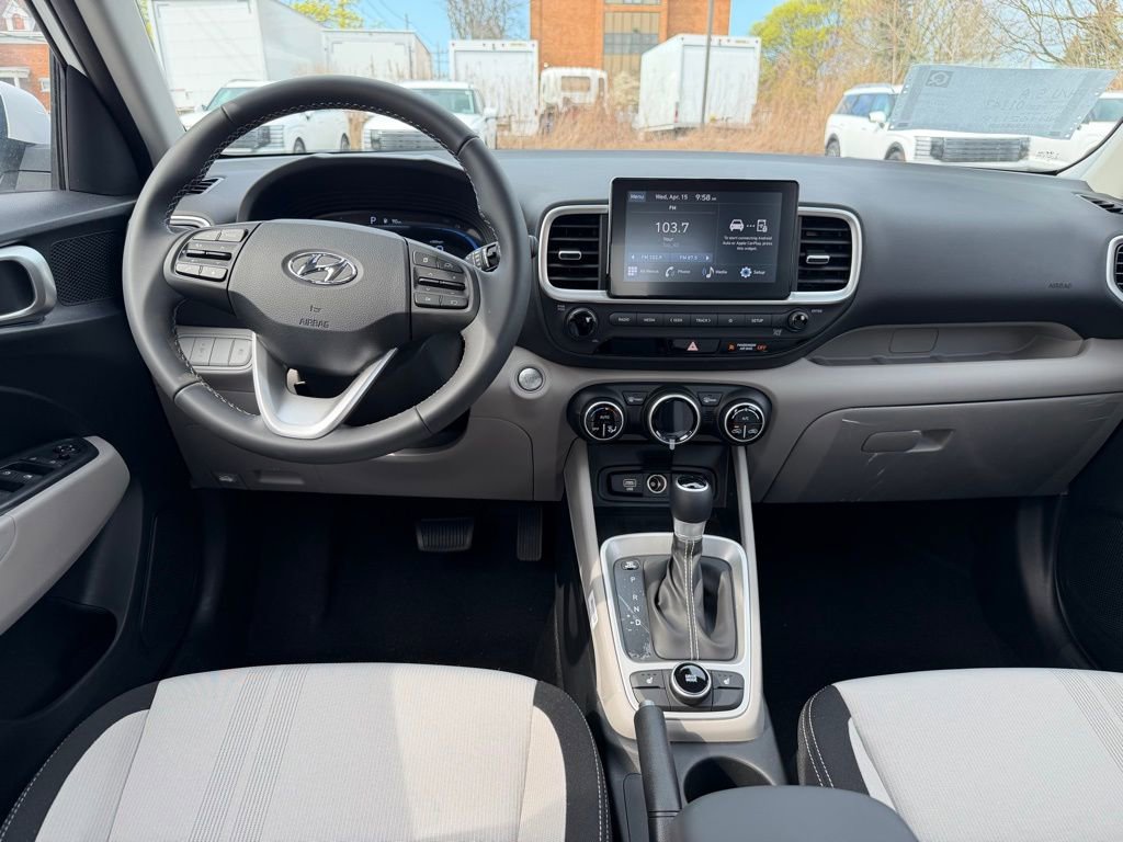 New 2026 Hyundai Venue SEL FWD image 20