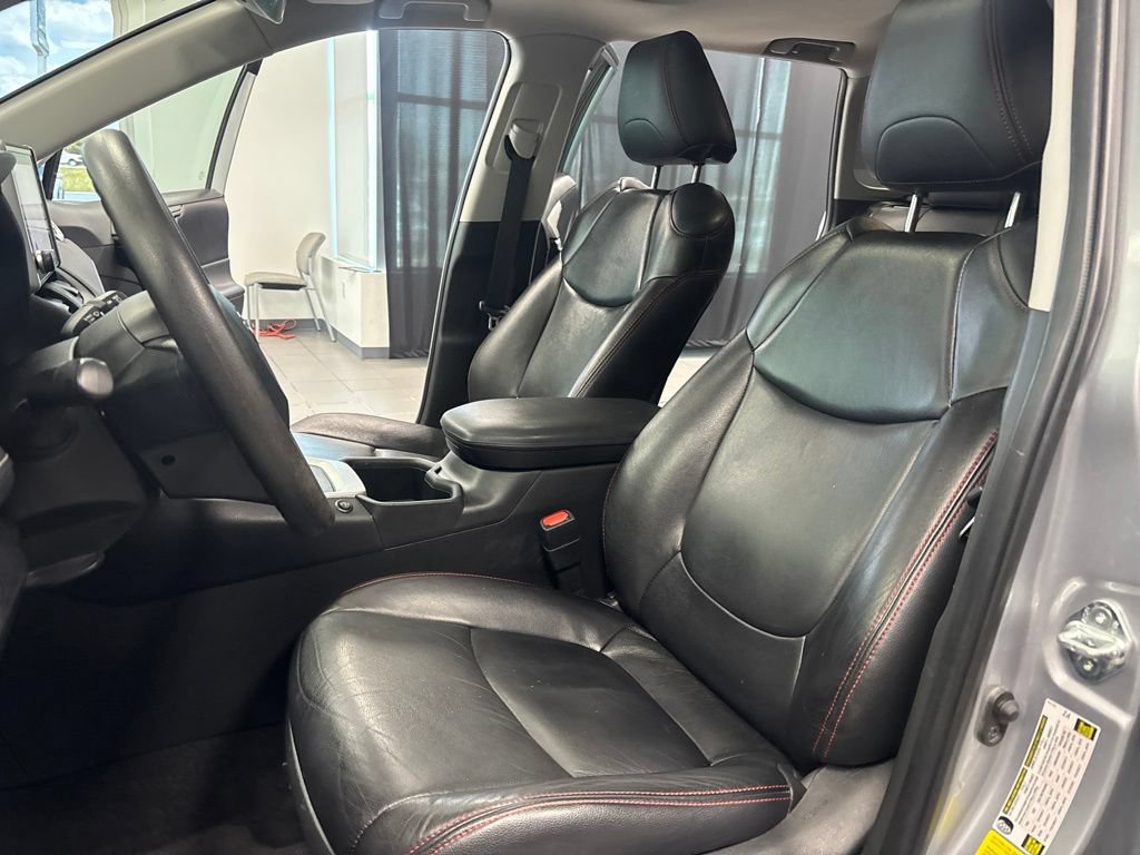 Used 2023 Toyota RAV4 XLE w/ Convenience Package FWD image 26