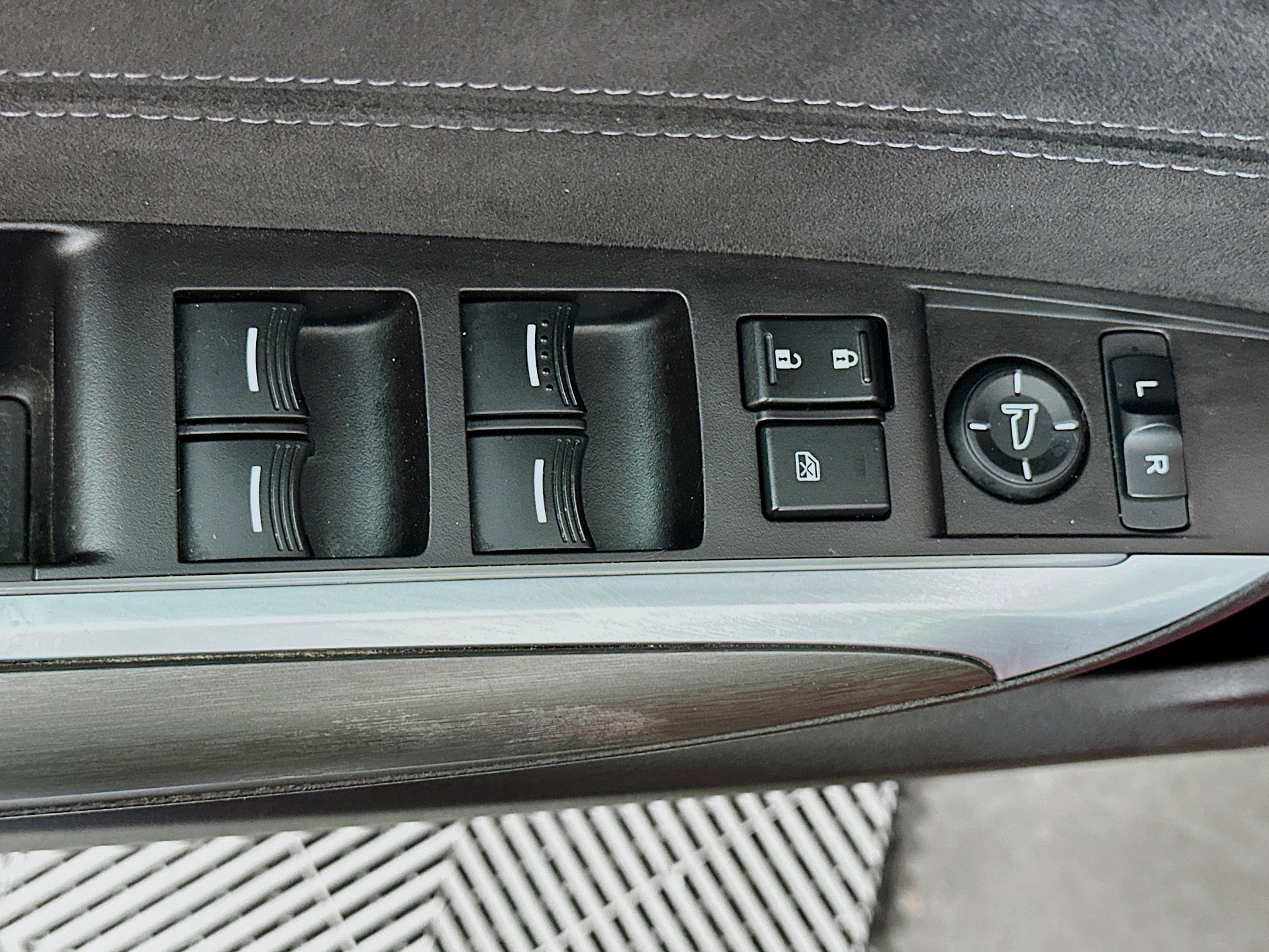 Used 2018 Acura TLX V6 w/ Technology & A-SPEC Pkg image 15