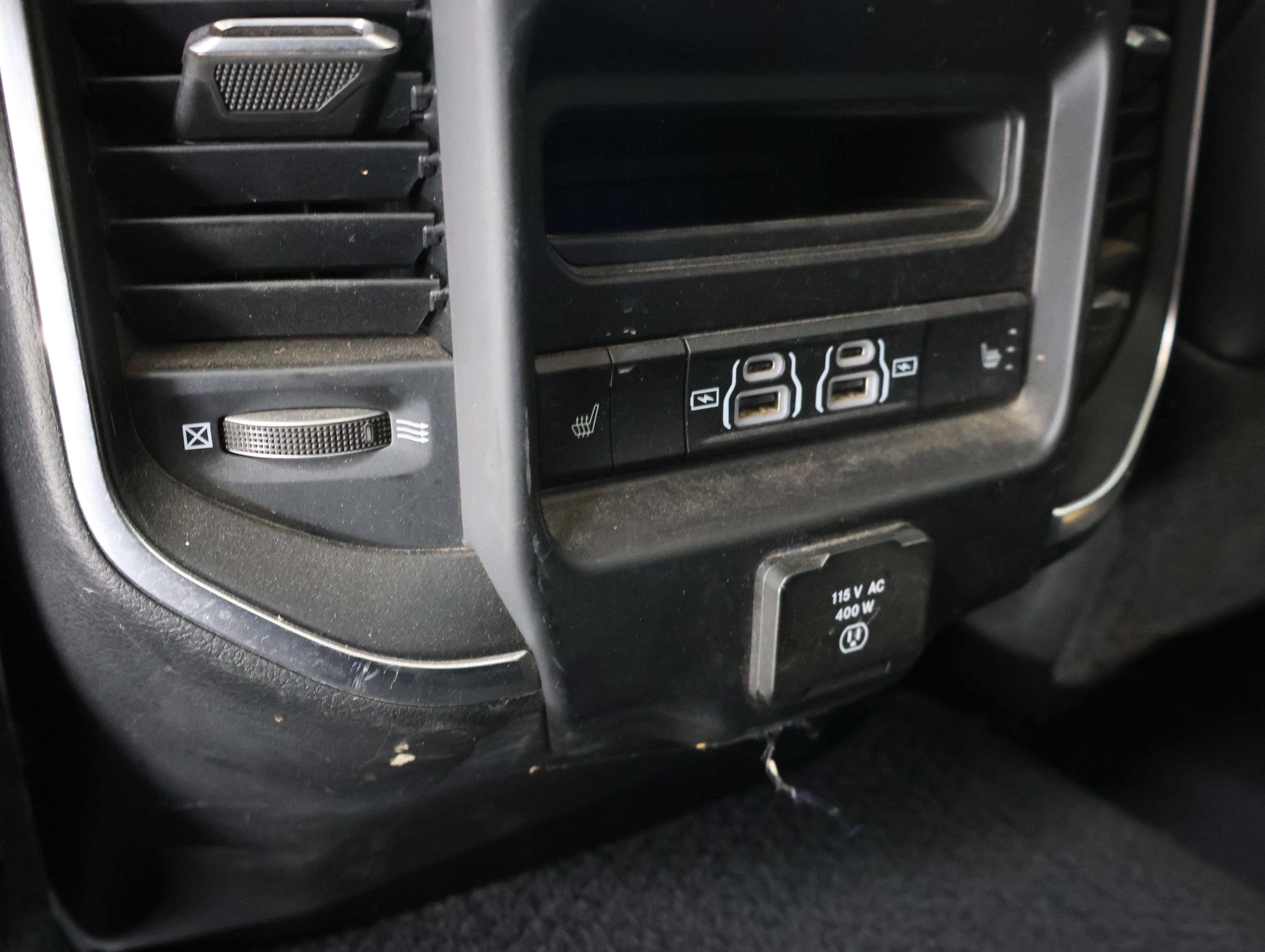 Used 2022 RAM 3500 Laramie AWD/4WD image 34
