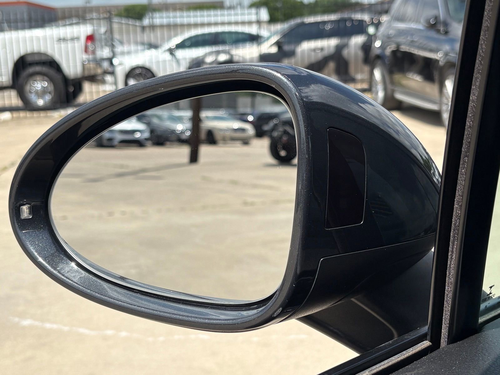 Used 2020 Porsche Macan image 12