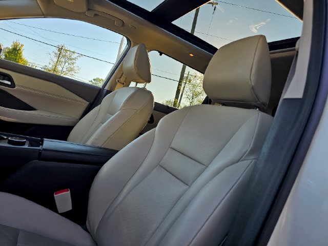 Used 2023 Nissan Rogue SV w/ SV Premium Package AWD/4WD image 20