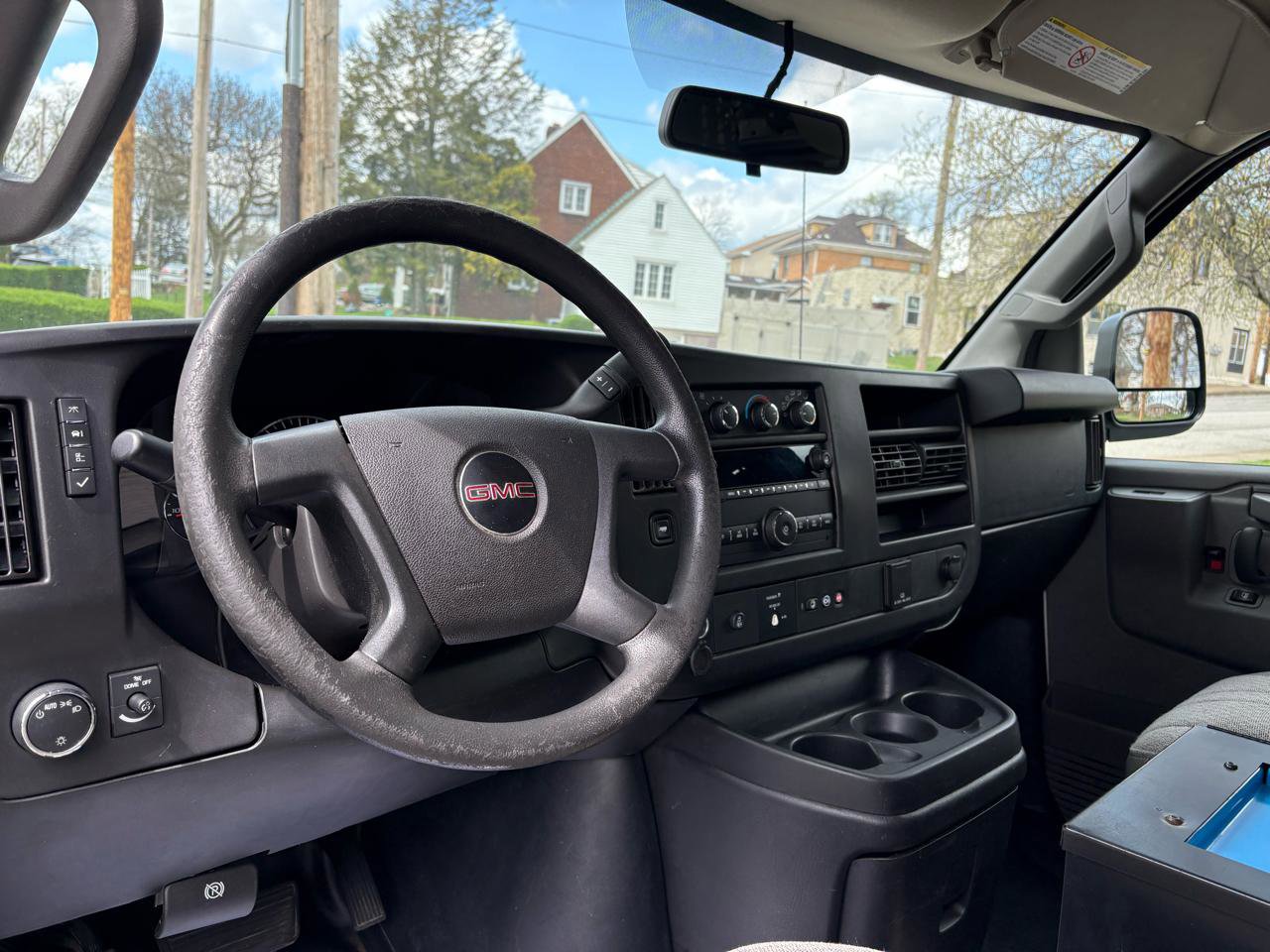 Used 2018 GMC Savana 2500 RWD image 13
