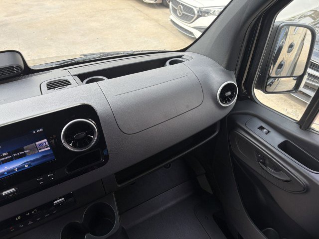 New 2026 Mercedes-Benz Sprinter 2500 image 14