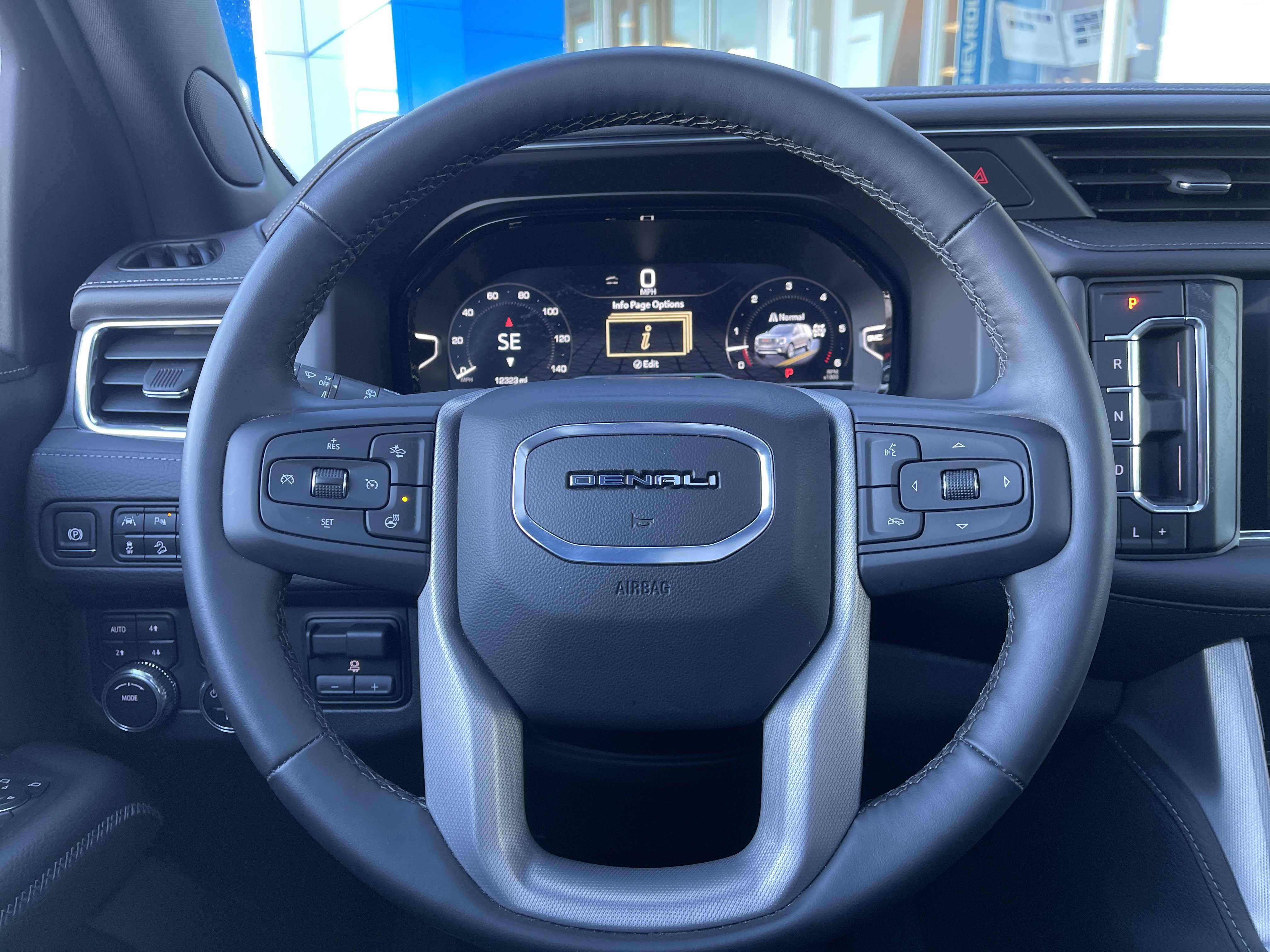 Used 2024 GMC Yukon Denali w/ Max Trailering Package image 25