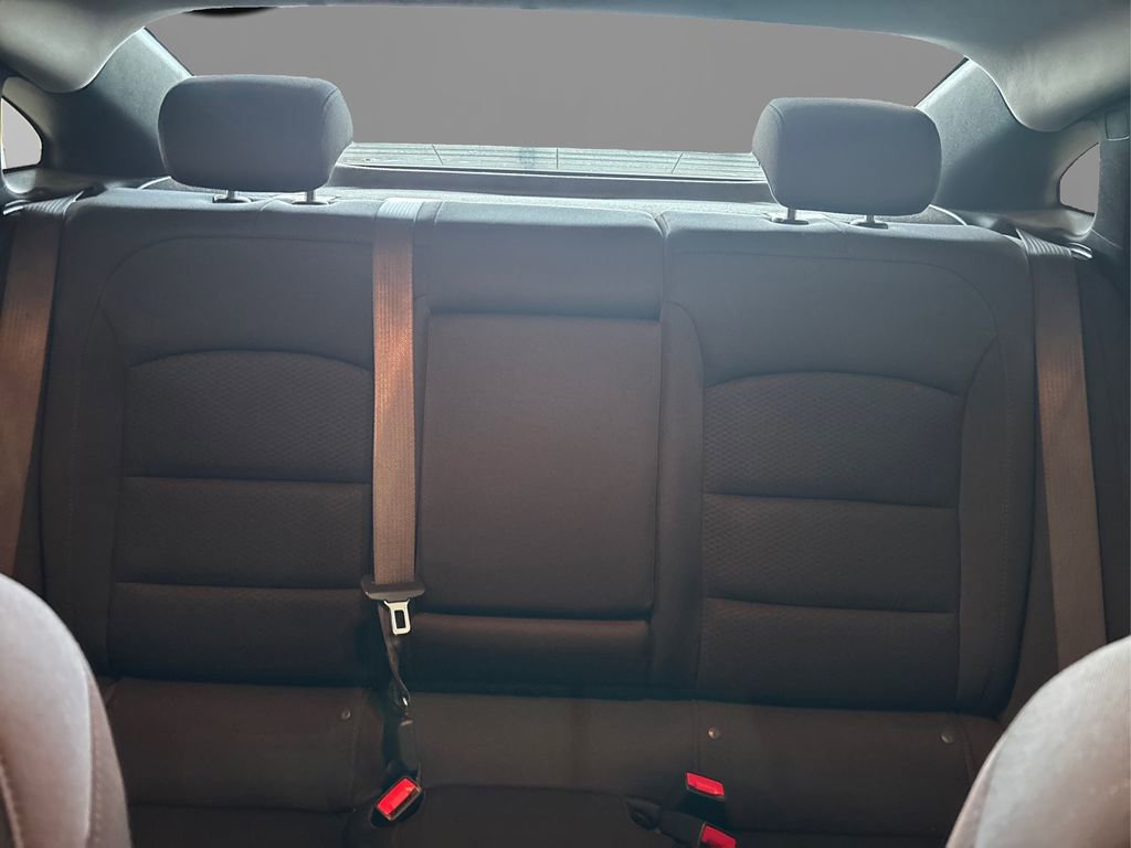 Used 2025 Chevrolet Malibu LT image 18