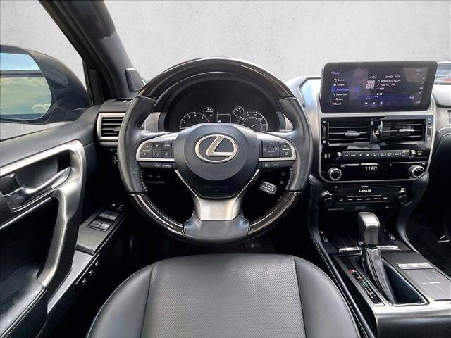 Used 2023 Lexus GX 460 Premium w/ Accessory Package AWD/4WD image 7