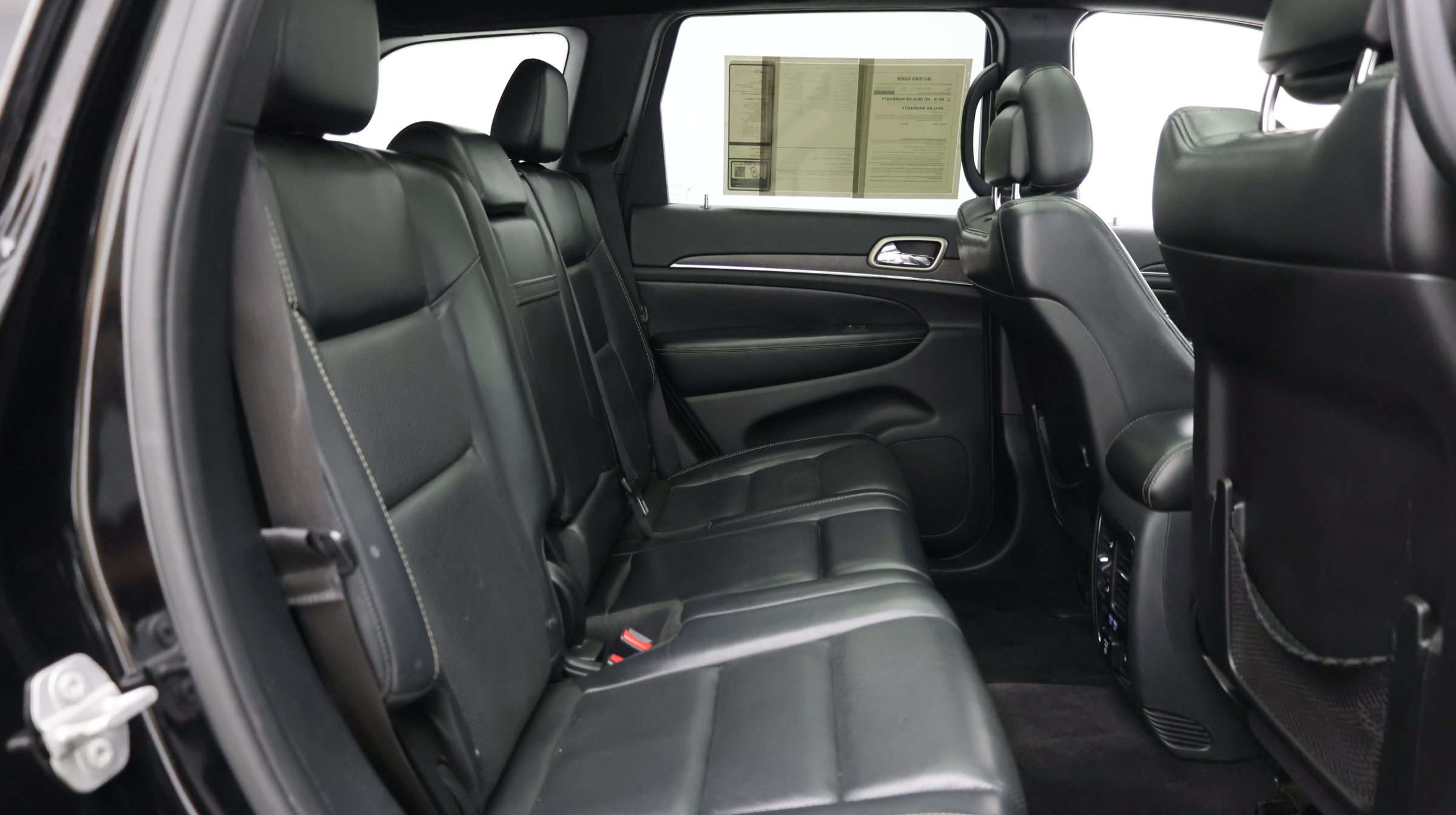 Used 2017 Jeep Grand Cherokee Limited w/ Luxury Group II RWD image 37